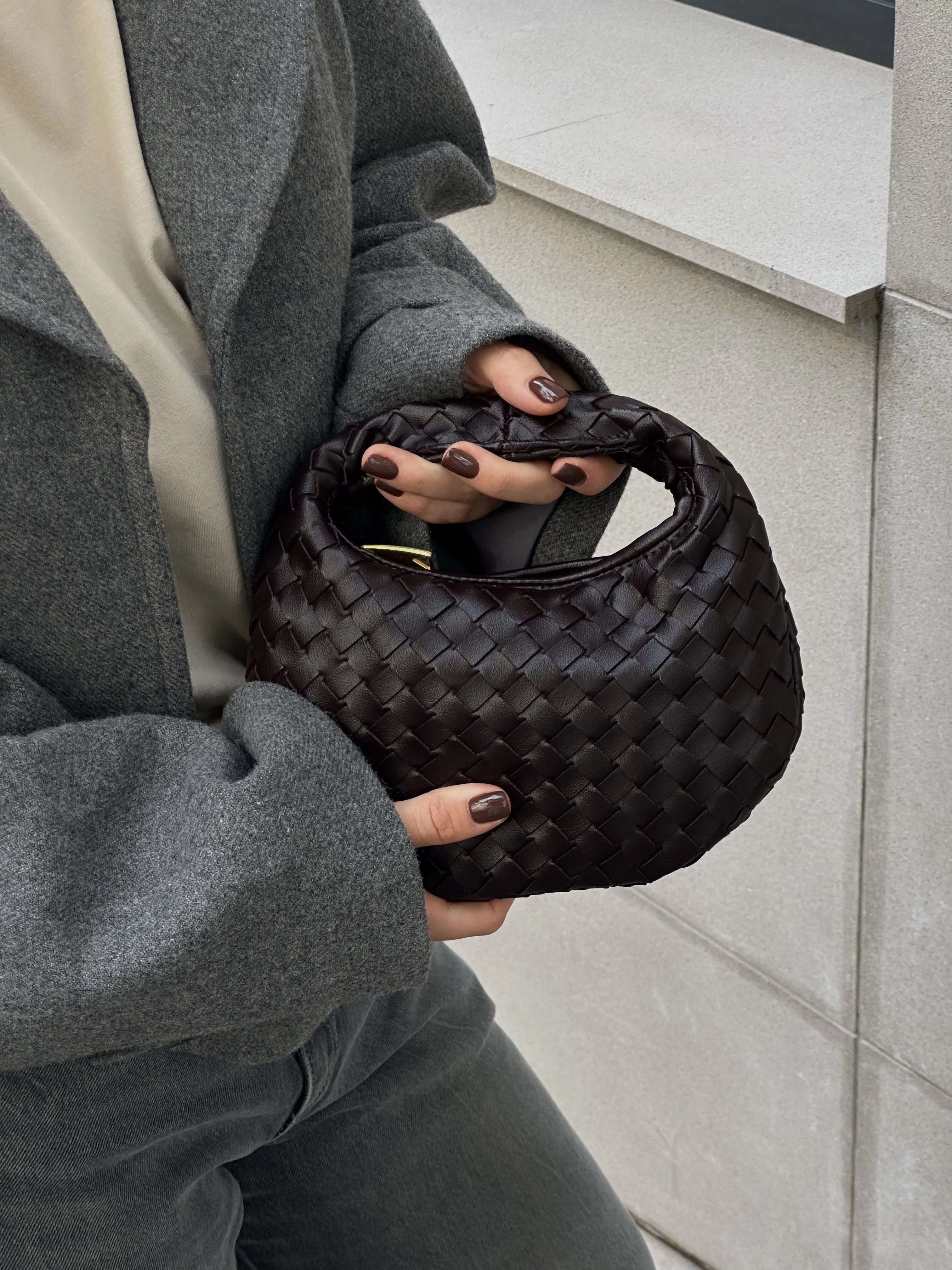 HELEN BAG CHOCOLATE